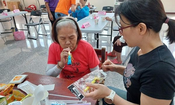 弘道「牙口照護 好好飲食」課程 助老遠離牙口退化危機