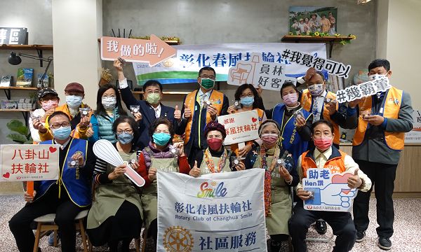 82歲奶奶至弘道員林好客廳以點心會友 創造老後充實趣味