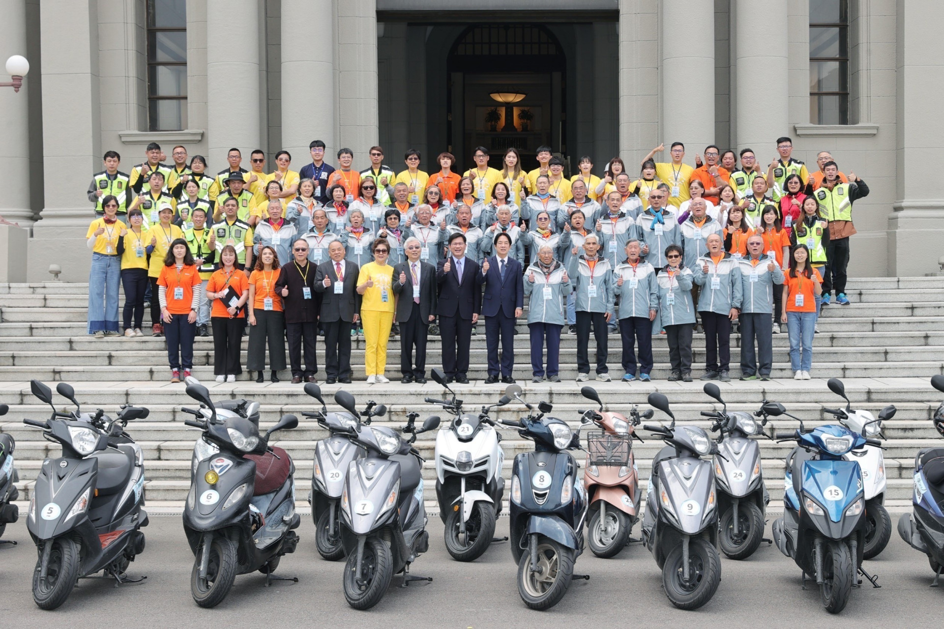 【2024不老騎士 為愛千里】────  百歲爺爺領軍  29位不老騎士再響號角  啟程追夢1,175公里  14日前進總統府